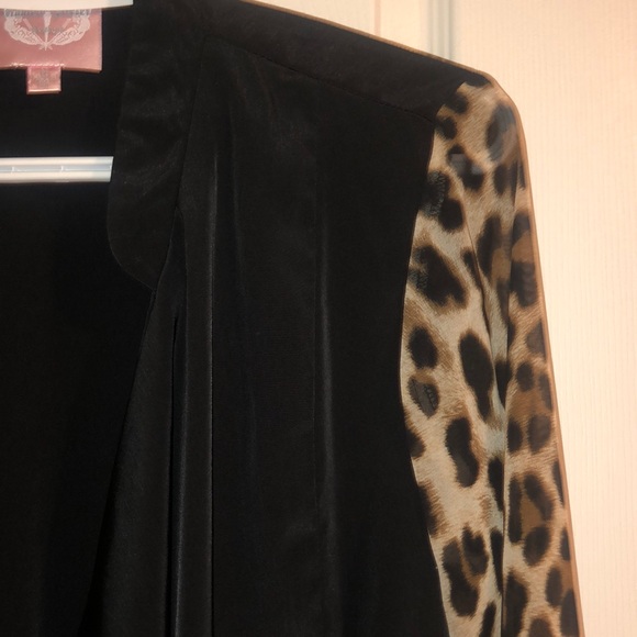 Romeo & Juliet Couture Satin style jacket - Picture 3 of 5